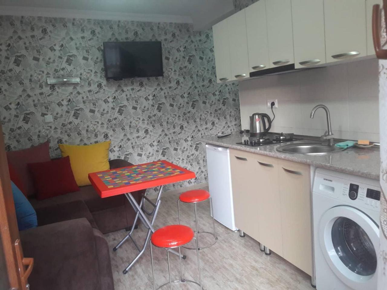 Parkside Apartment بورجومي المظهر الخارجي الصورة