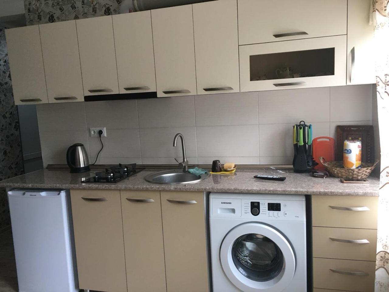 Parkside Apartment بورجومي المظهر الخارجي الصورة